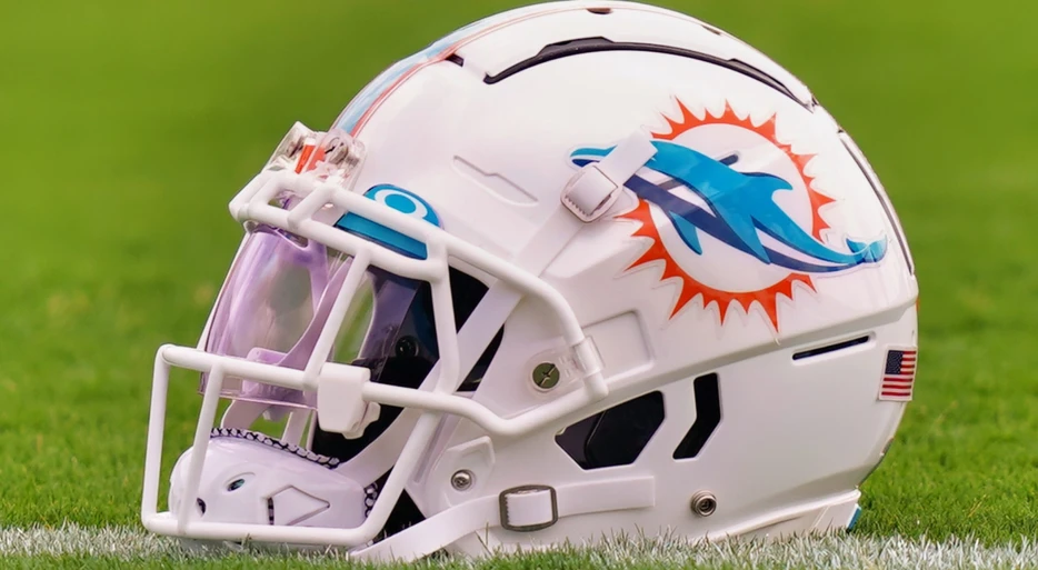 Controversial Former NFL Star Has Tragically Passed Away