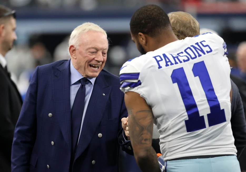Dallas Cowboys’ owner Jerry Jones sents blunt message to Micah Parsons