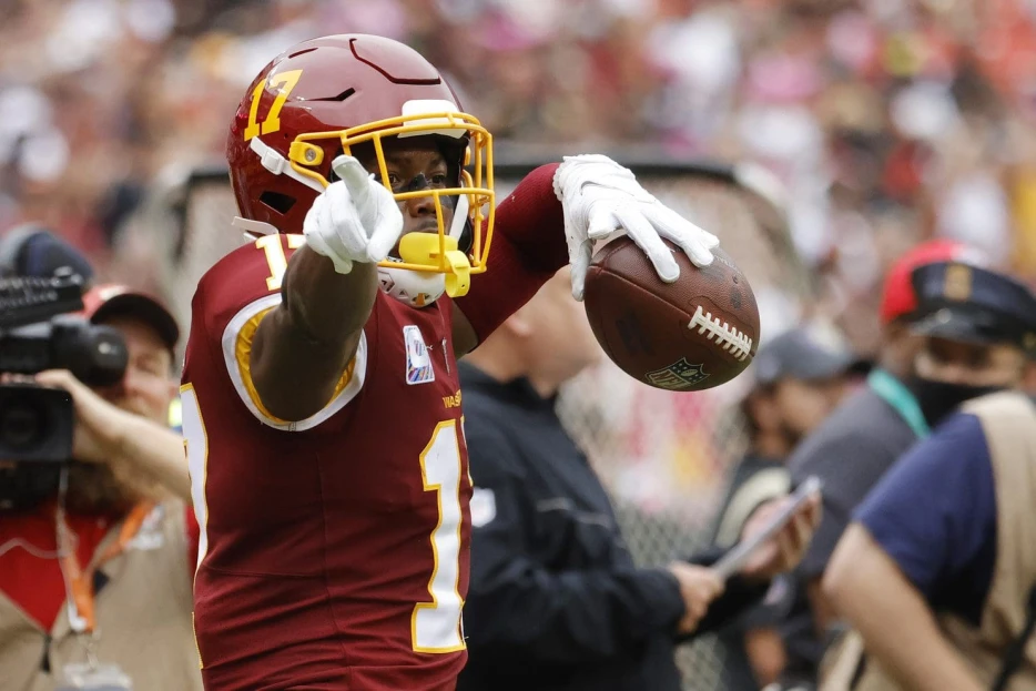 NFC Notes: Terry McLaurin, Commanders, Cowboys RB Room, Giants