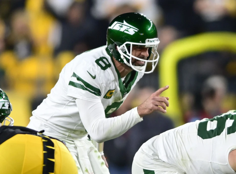 Schefter: Expect Aaron Rodgers to Sign with Steelers in ‘Next Week or So’