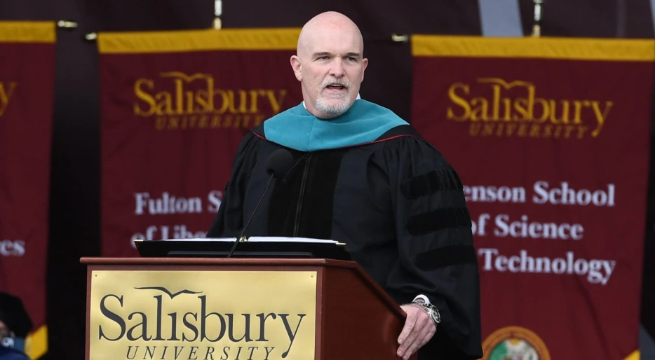Washington Commanders HC Dan Quinn Causes A Major Stir By Unexpectedly Dropping Vulgar Catchphrase During University Commencement Speech