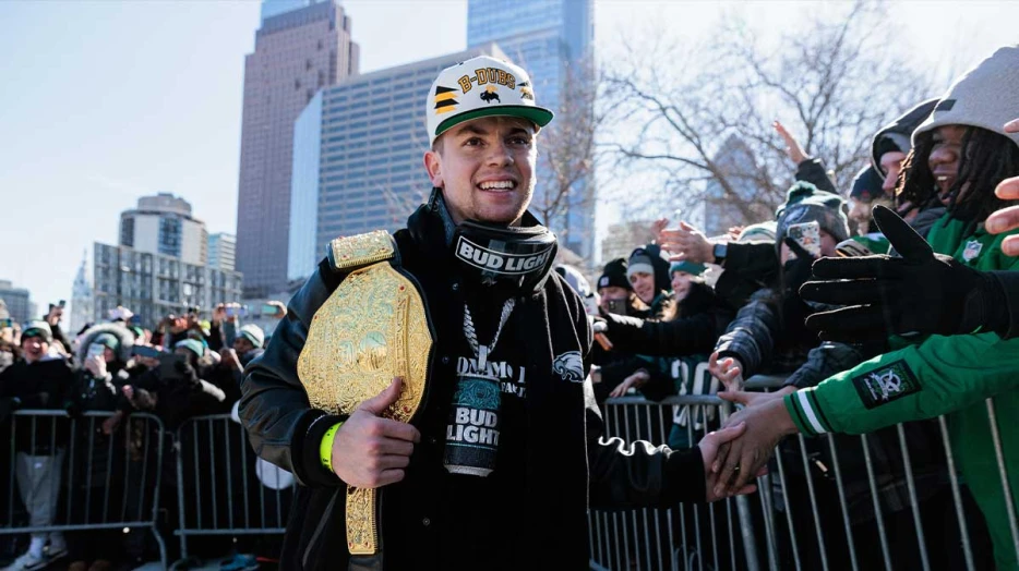 Eagles DB Cooper DeJean earns new nickname after insane Alley-Oop dunk