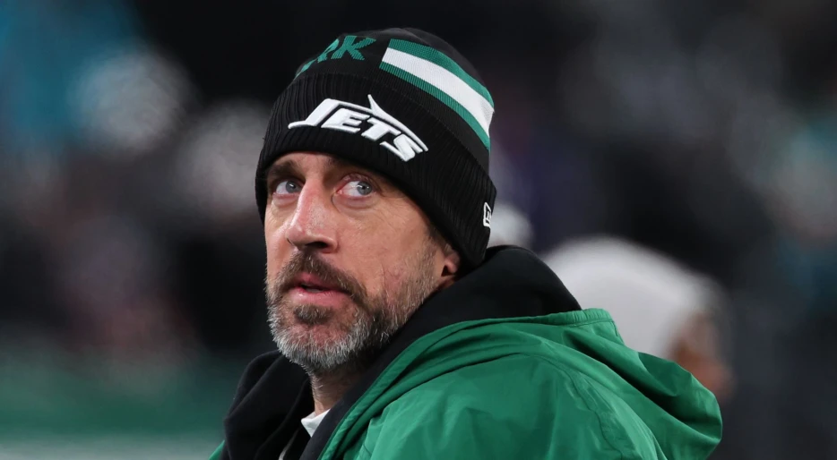 Pittsburgh Steelers Star Speaks The Truth On Aaron Rodgers Situation Being A Distraction In The Locker Room