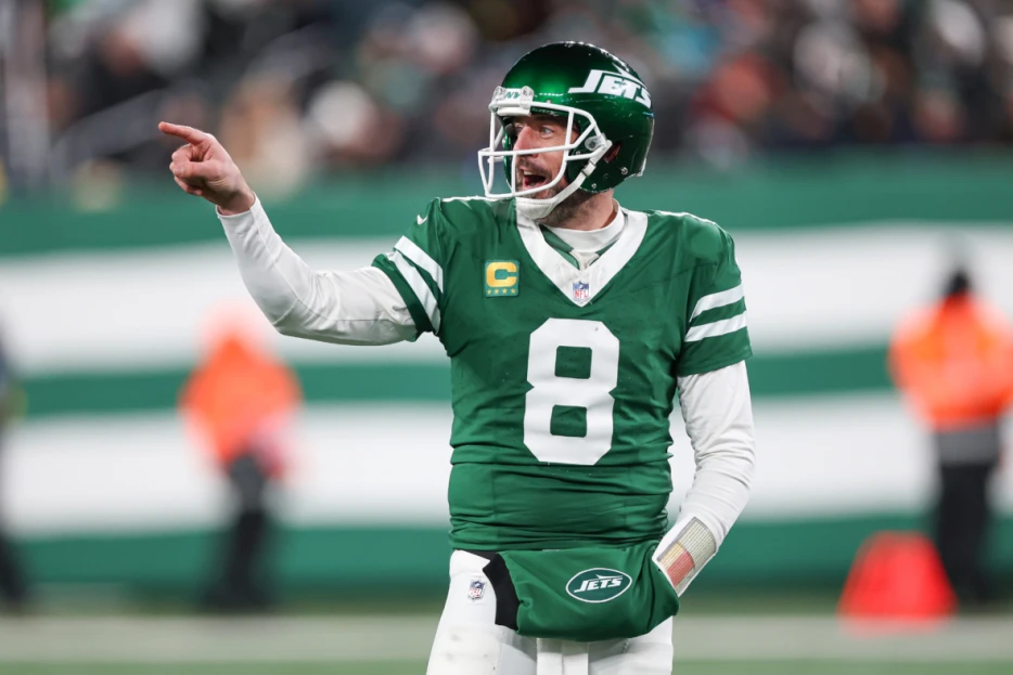 Aaron Rodgers hints at whether or not he’ll play for the Pittsburgh Steelers