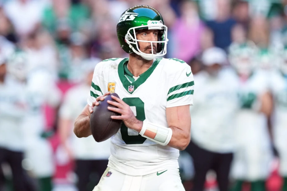 Aaron Rodgers Will Not Sign With Saints; QB Hints Further At Steelers Deal