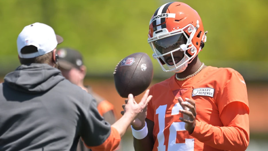 Browns’ Shedeur Sanders shuts down wild rumor with bold response