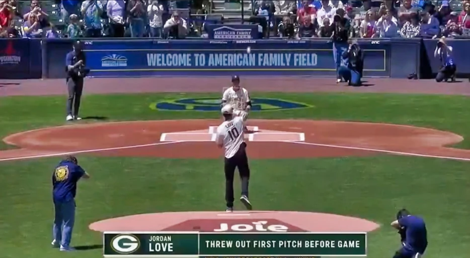 The Entire Internet Is Destroying Packers QB Jordan Love After He Embarrassed Himself With Brutal First Pitch Before Brewers-Red Sox Game