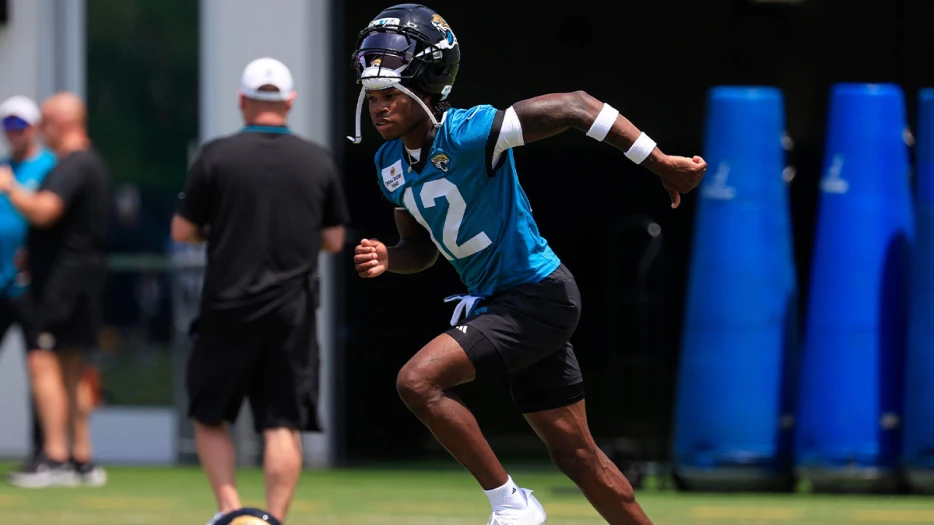 Travis Hunter’s prenup decision has ex-NFL star concerned
