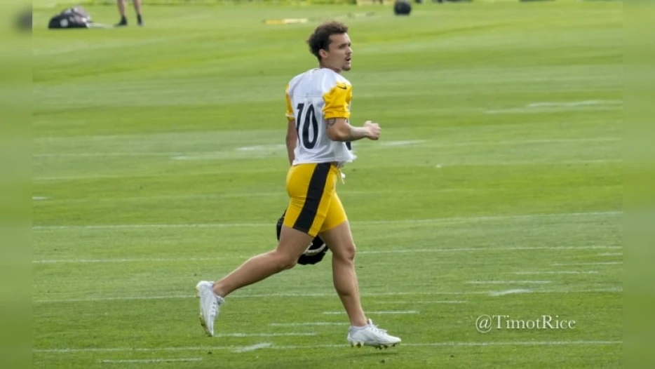 Watch: Healthy Roman Wilson Runs Routes To Begin Second NFL Season