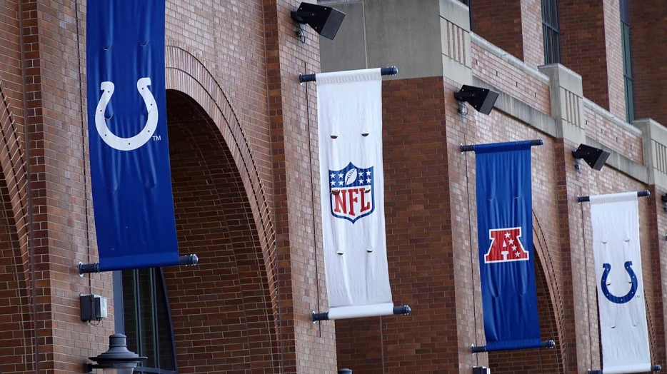 Colts’ tribute to Jim Irsay includes 2025 uniform change
