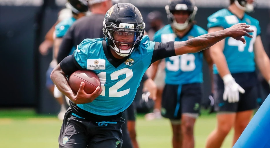 Everyone Is Accusing Travis Hunter Of Making One Massive Mistake That Could Potentially Ruin Him