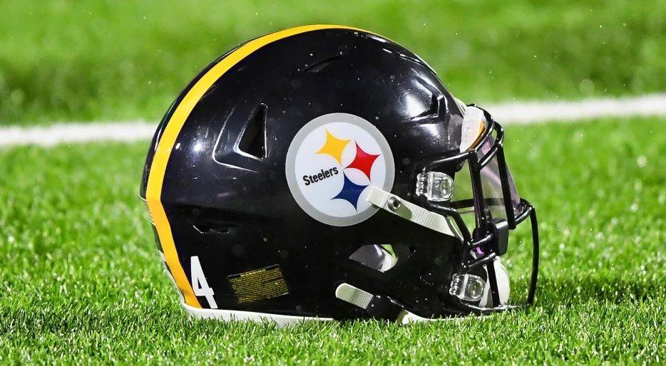 Pittsburgh Steelers Sign “A Key &amp; Peele Icon” &amp; NFL Fans Are Going Crazy