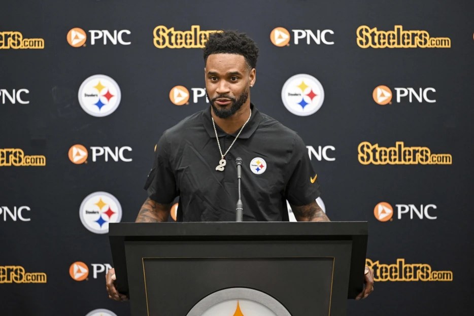 Steelers Veteran CB Darius Slay Reveals Why He Values OTAs