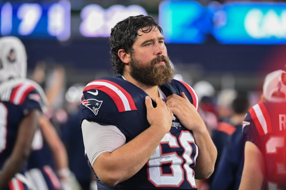 Veteran C David Andrews Retiring With Patriots