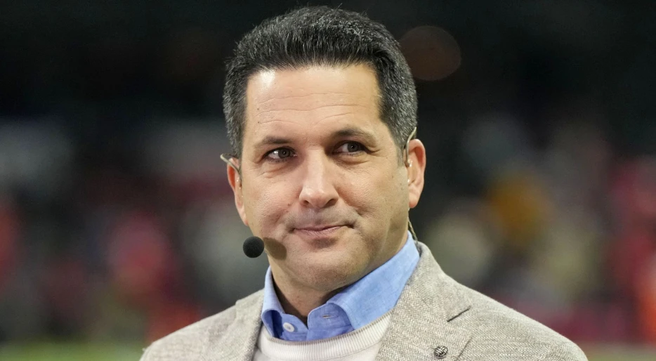 Adam Schefter Might Have To Take A New Job After His Old Comments Resurfaced Online