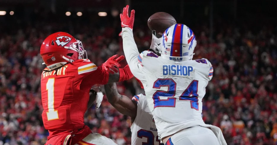Elijah Moore, Landon Jackson, T.J. Sanders lead OTA standouts.