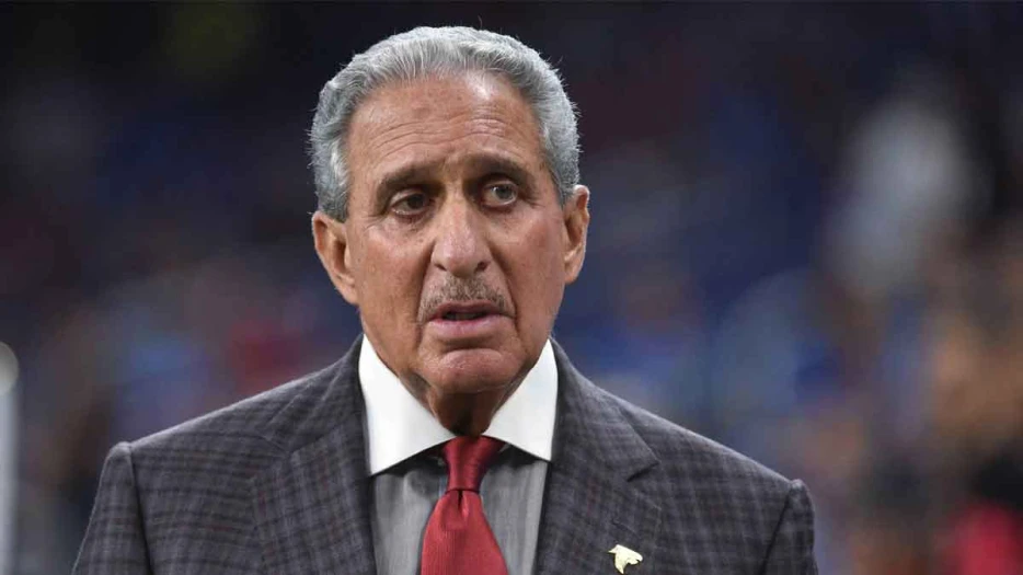 Falcons send fans into frenzy after immediately deleting ’28-3′ post
