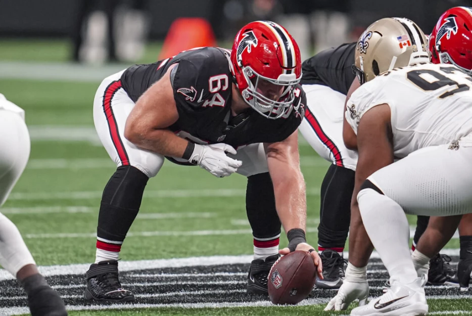Falcons Sign RFA C Ryan Neuzil