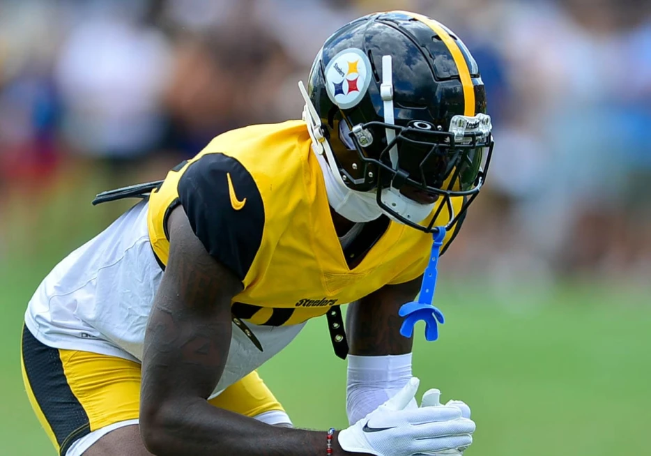 Joey Porter Jr. Focused on Fixing Technique, Reducing Penalties in 2025