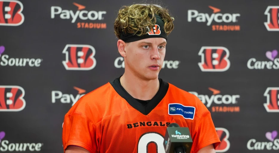 NFL Fans Are Shocked After Someone Exposed Joe Burrow’s Sexual Tweet On Twitter