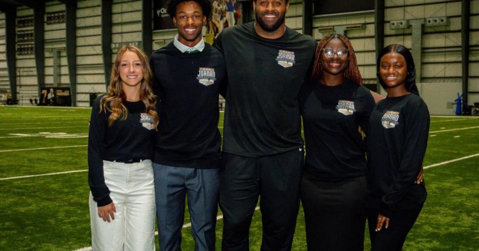 Saints DE Cam Jordan’s Foundation celebrates the inaugural Legacy Scholarship Program recipients