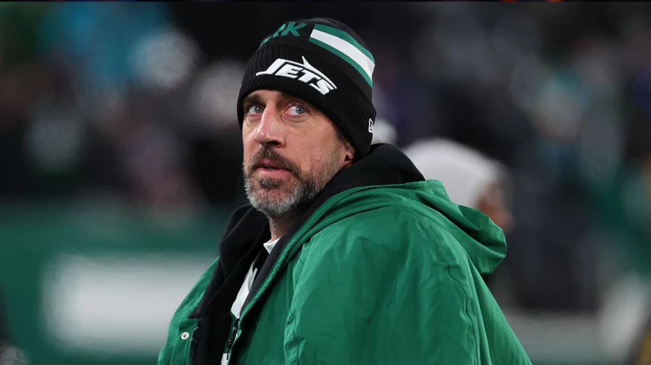 Steelers’ Darius Slay took shot at Aaron Rodgers over OTAs, per Mike Florio