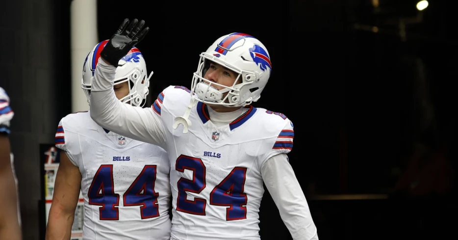 Cole Bishop seems to have stepped into the starting lineup at Buffalo Bills OTAs