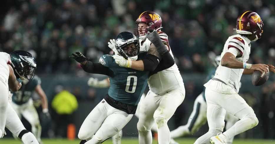 Report: 49ers adding pass rusher Bryce Huff in trade