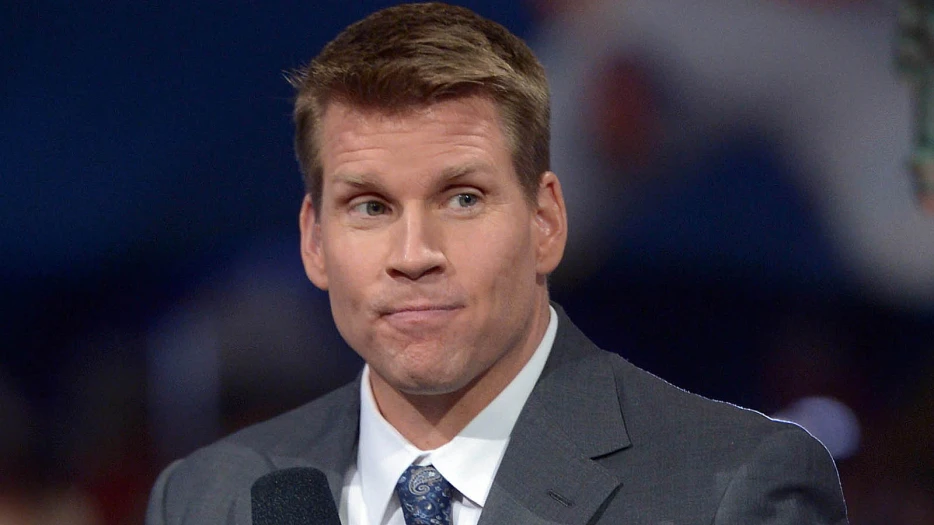 Scott Hanson Will Return As Host Of NFL RedZone For 17th Season, And Beyond