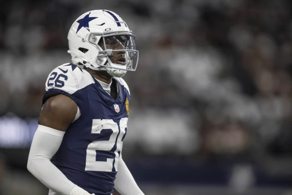 Cowboys CB DaRon Bland Working At Slot CB