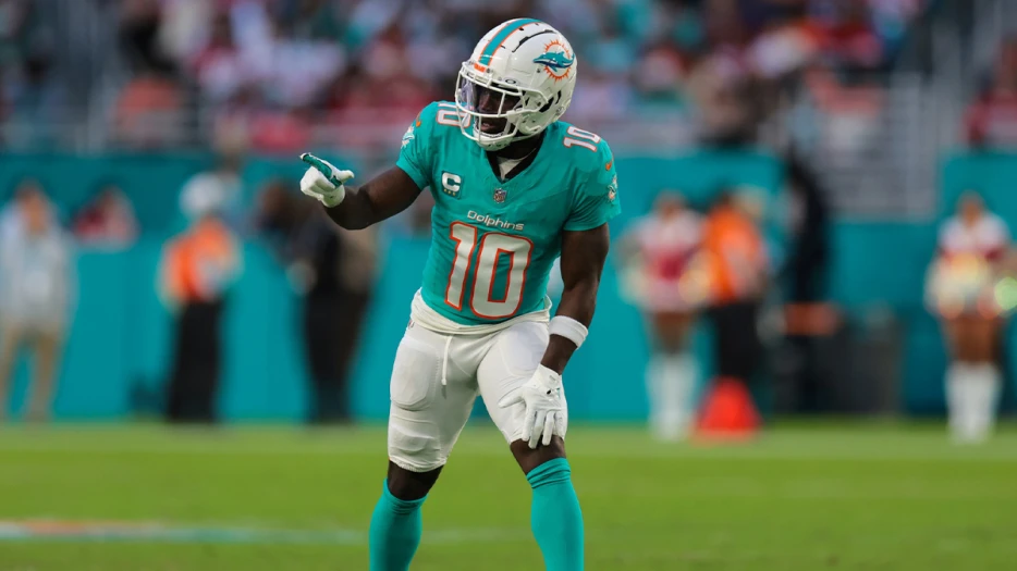NFL rumors: Bills, 49ers among contenders that should seek Tyreek Hill trade