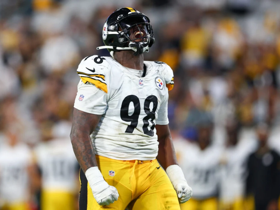 Steelers Moving DeMarvin Leal To OLB