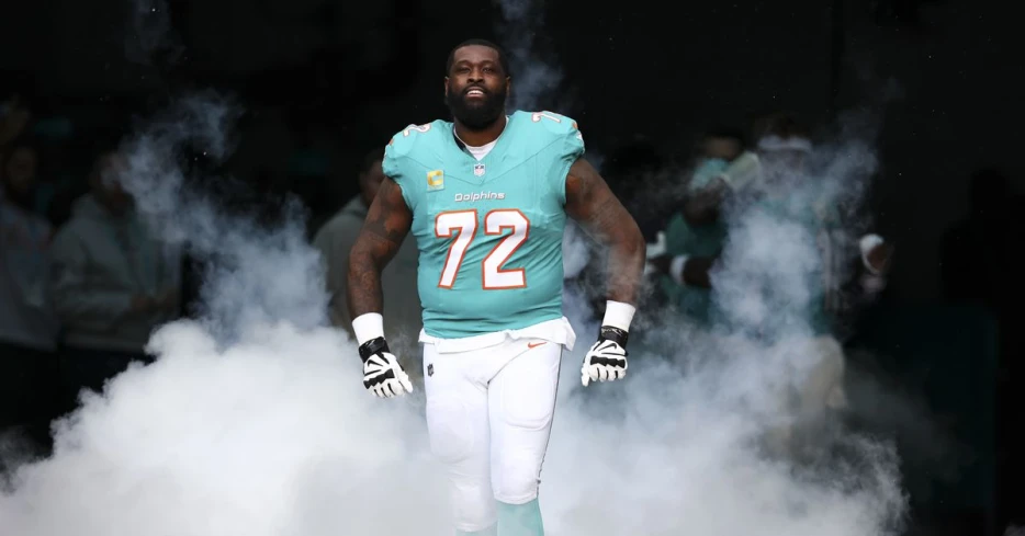 Dolphins officially make roster move to retire Terron Armstead