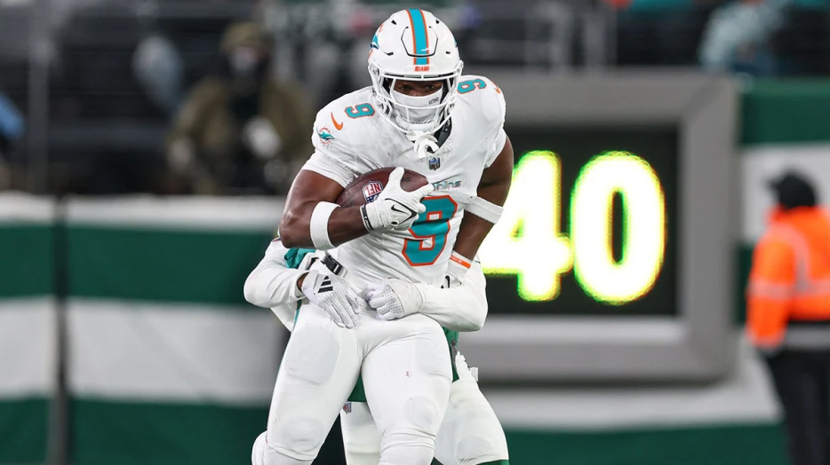 Dolphins star Jonnu Smith’s agent reveals ‘first choice’ amid trade rumors