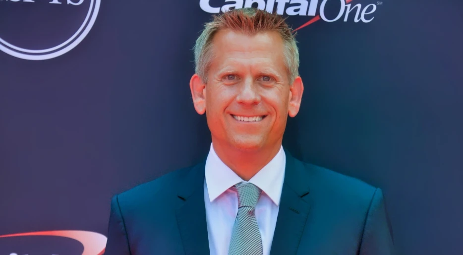 Heartbreaking Cause Of Death Revealed For The Former Host Of Hit ESPN Show ‘Sports Science’ John Brenkus