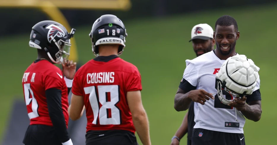 Hefty trade proposal lands Steelers QB, playmaker from Falcons