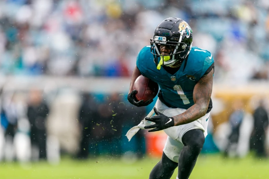 Jacksonville Jaguars coach Liam Coen addresses Travis Etienne trade rumors