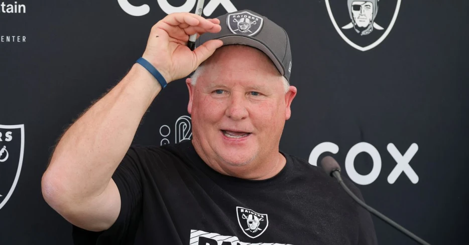 Silver Minings: Raiders OC Chip Kelly believes Michael Mayer has been ‘outstanding’