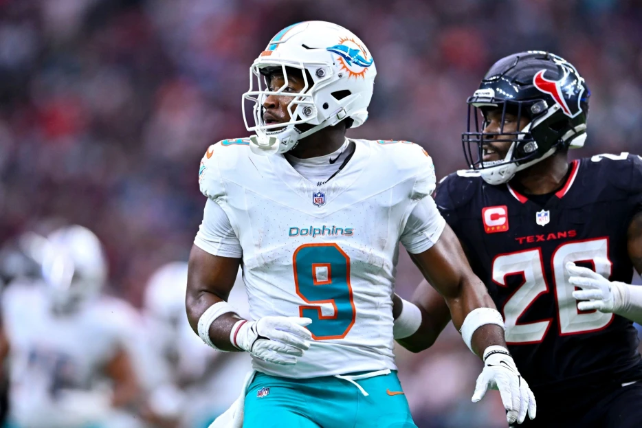 Steelers Trade Target Jonnu Smith’s ‘First Choice’ Revealed