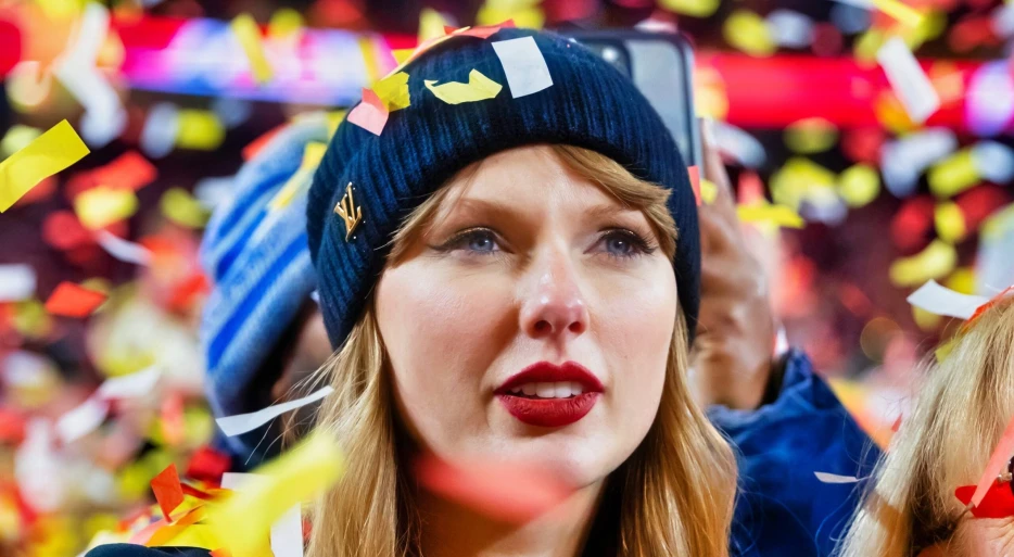 “Thought Travis Kelce Was Becoming A Dad For A Sec”: Social Media Is Flipping Out Over New Photo That Made Taylor Swift Look Very Pregnant