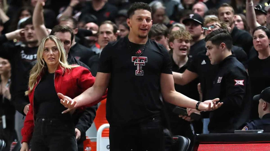 Chiefs’ Patrick Mahomes erupts with 3-word reaction to Texas Tech’s win vs. Oklahoma