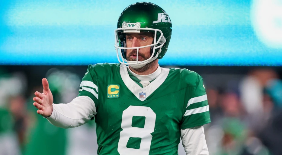New Team With Serious “Concern” At Quarterback Has Suddenly Emerged As Potential Landing Spot For Aaron Rodgers