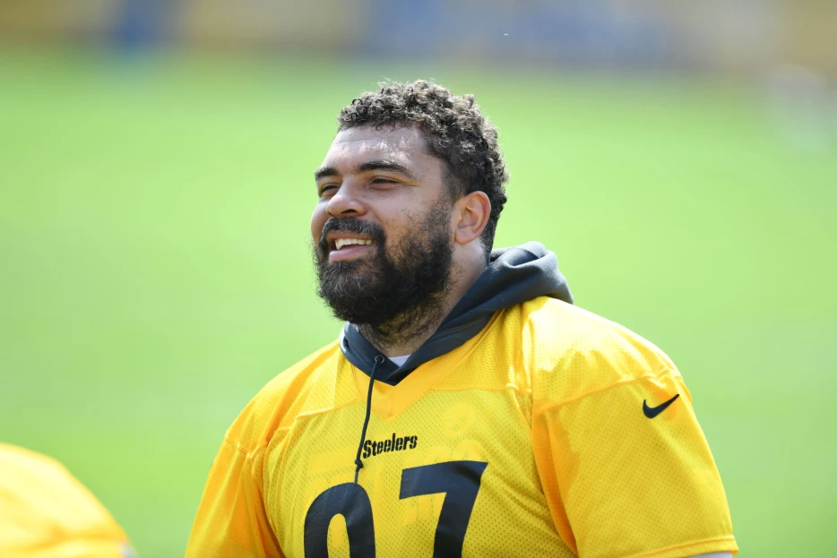 Raiders O-Lineman Calls Out Steelers DT Cameron Heyward: ‘He Didn’t Beat Me’