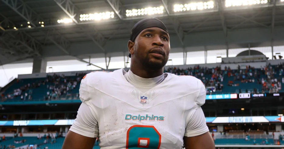 Schefter: Steelers Not Expected to Trade for Pro Bowl TE Jonnu Smith