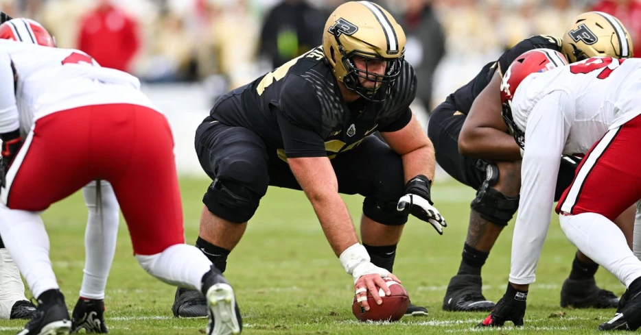 Scouting Jets UDFA center Gus Hartwig