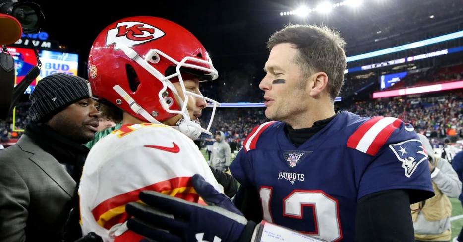 Arrowheadlines: Chiefs can match Patriots playoff record this year