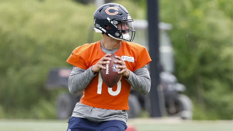 Bears is building around Caleb Williams the right way per Adam Schefter