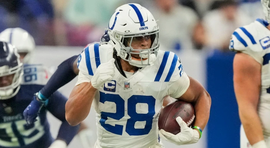 Colts Superstar RB Jonathan Taylor Named As Potential Cut Candidate