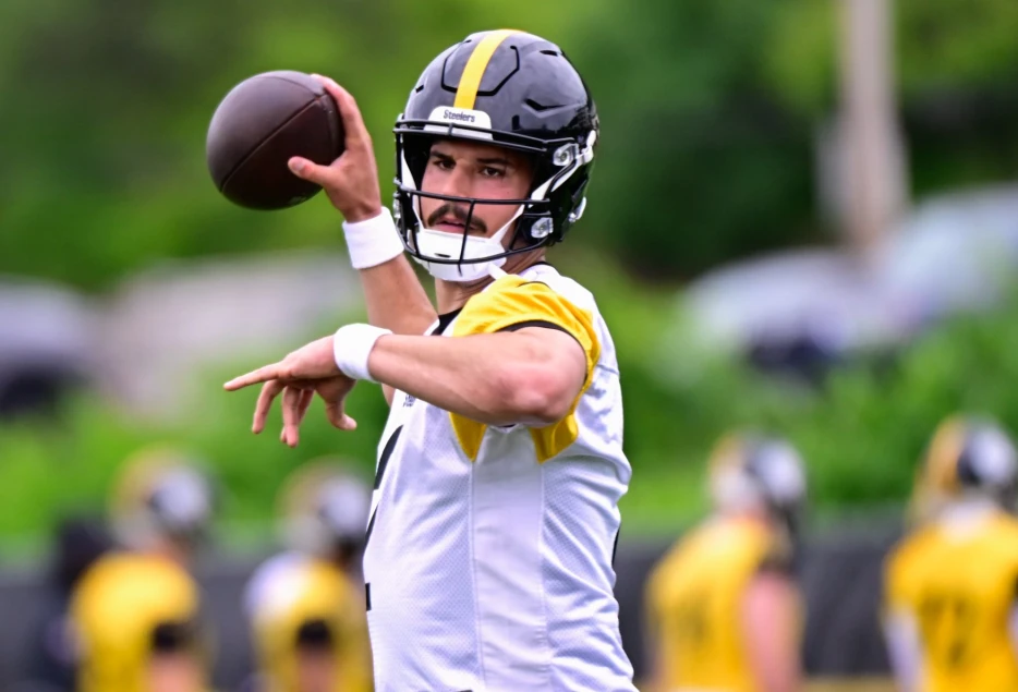 Ex-Steelers QB Believes Mason Rudolph Should Be Week 1 Starter if Aaron Rodgers Signs During Training Camp