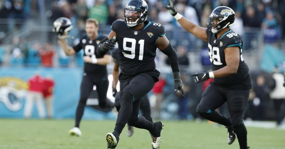 Homecoming: Jaguars sign Dawuane Smoot to add EDGE depth
